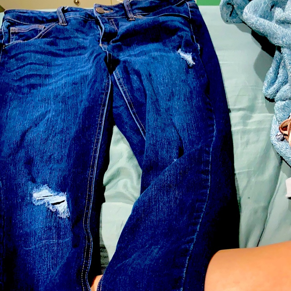 Skinny holy jeans